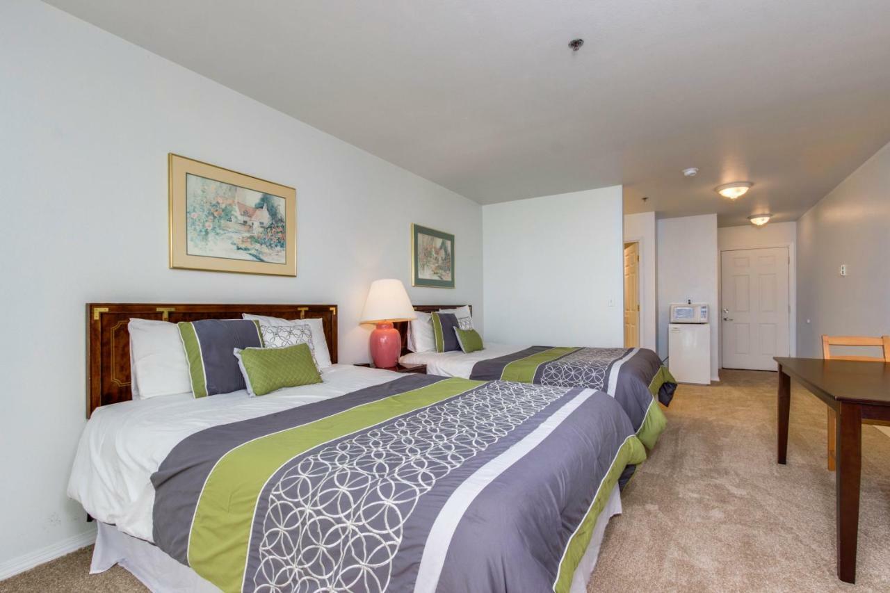 Sandstone Point Hotel Lincoln City Chambre photo