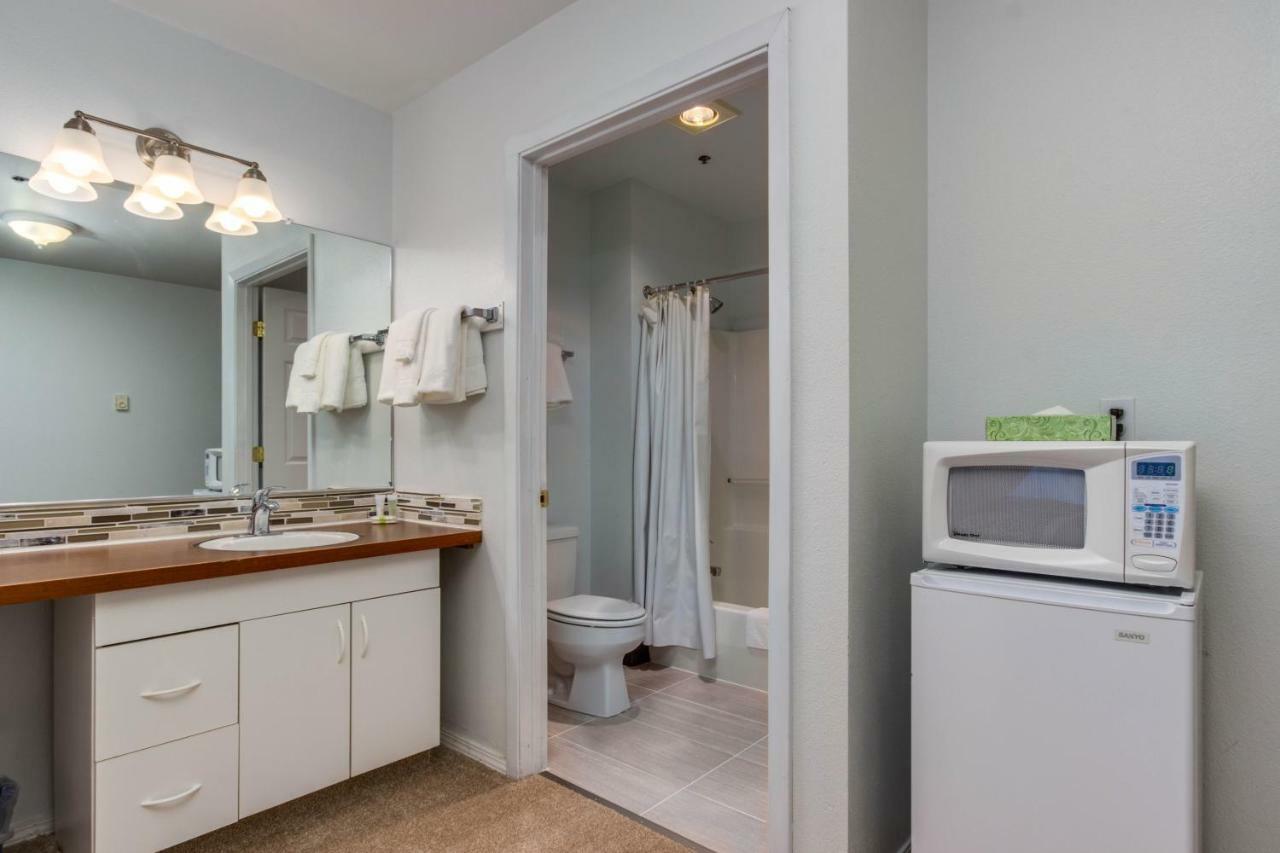 Sandstone Point Hotel Lincoln City Chambre photo