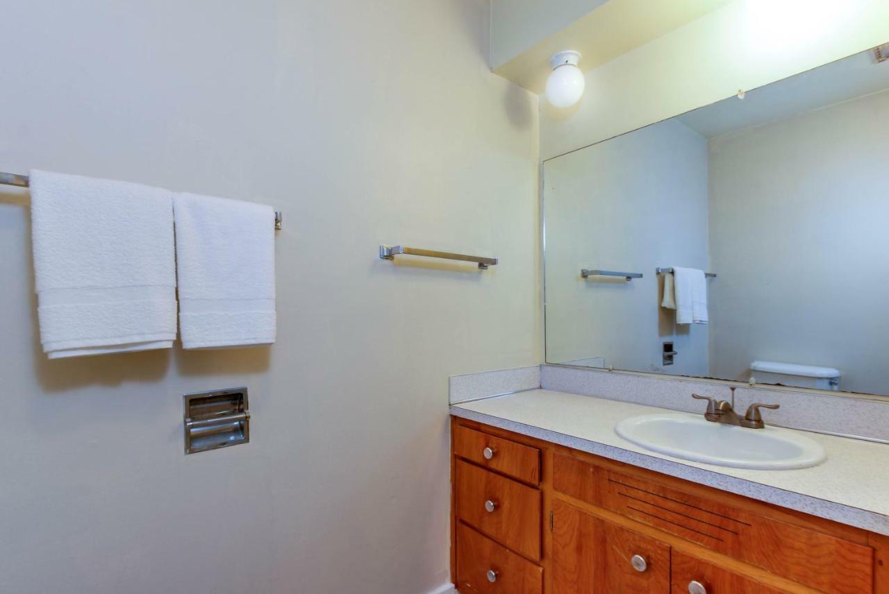 Sandstone Point Hotel Lincoln City Chambre photo