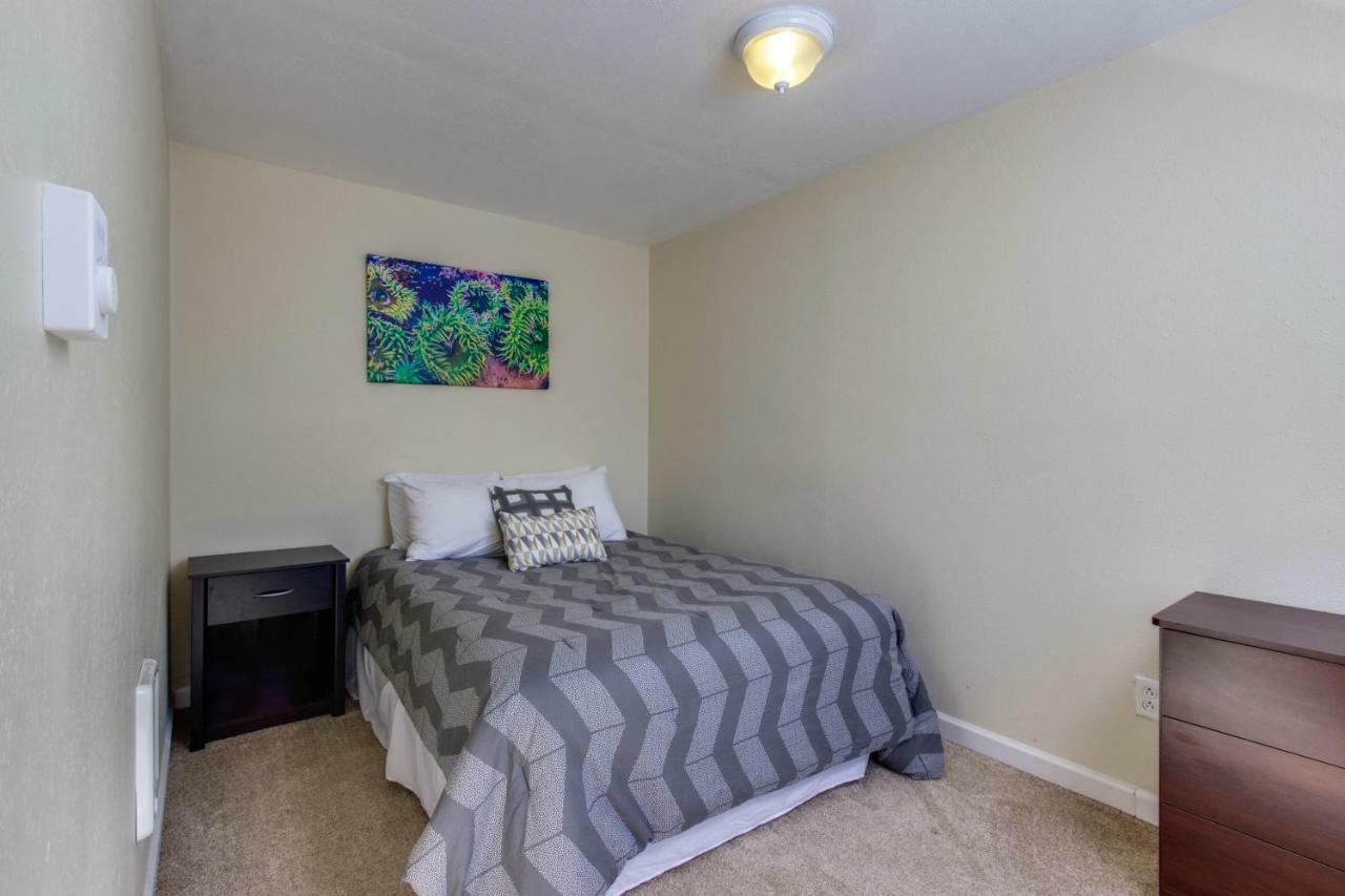 Sandstone Point Hotel Lincoln City Chambre photo