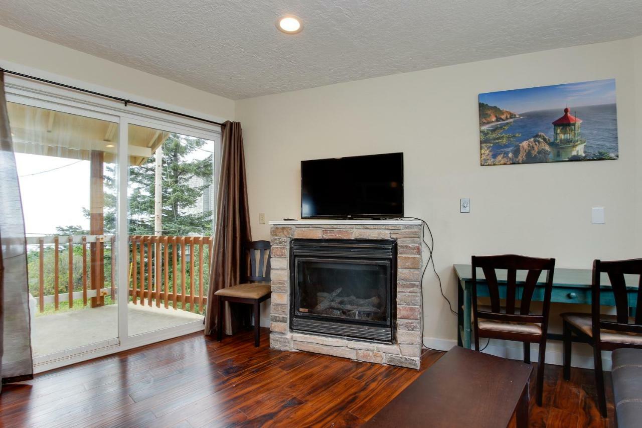 Sandstone Point Hotel Lincoln City Chambre photo